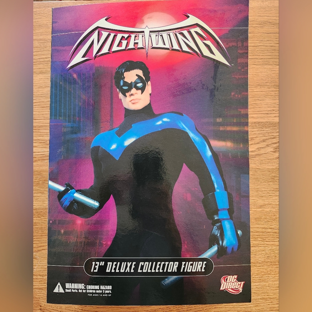 Nightwing 13" Deluxe Collector Figure
